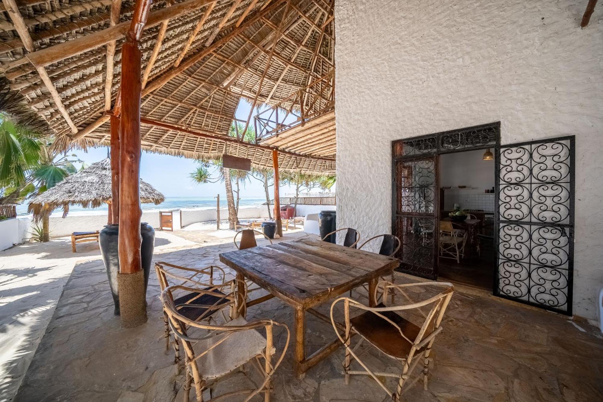 Beachfront Villa Hideaway ZanzibarHouses Kiwengwa  Esterno foto