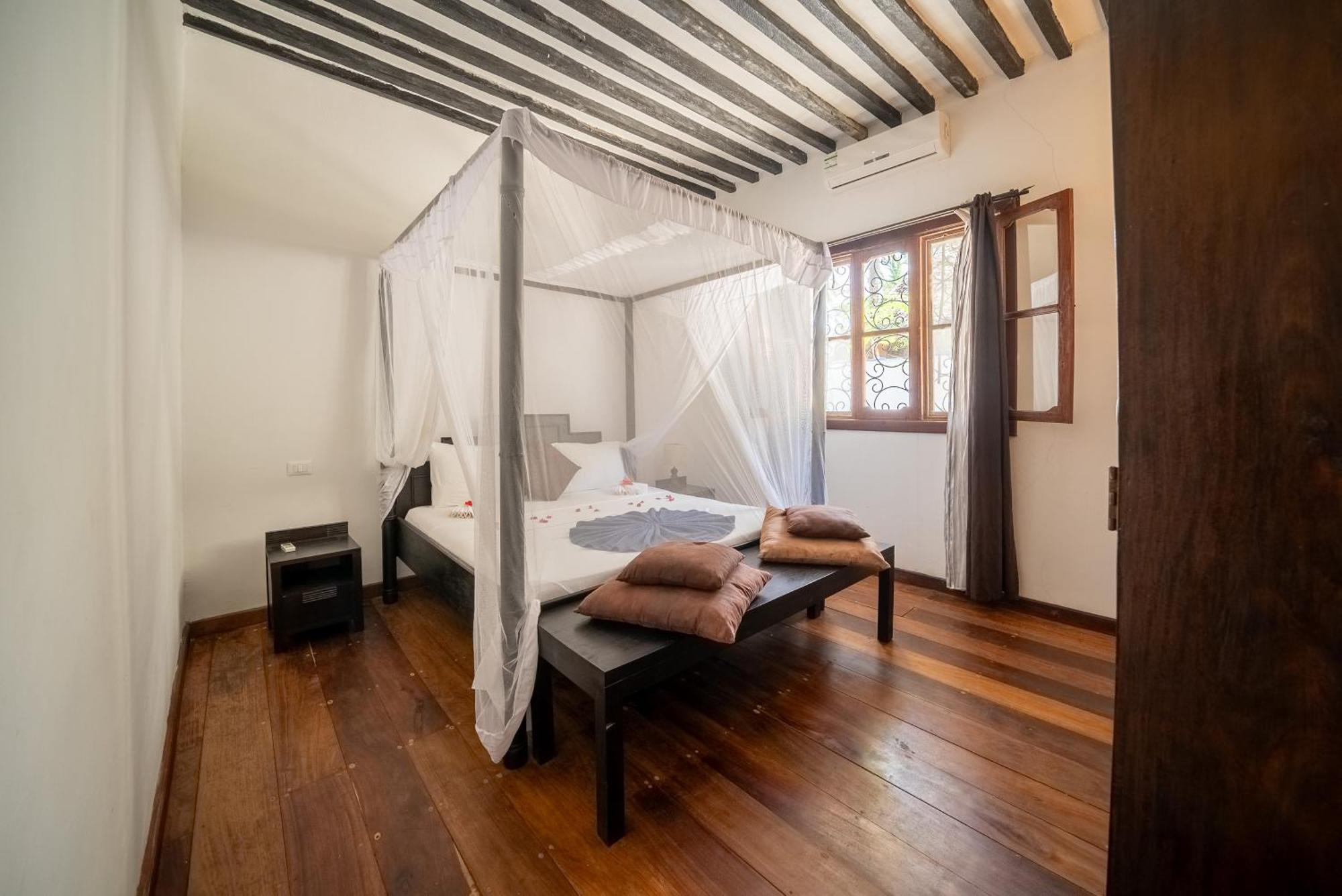 Beachfront Villa Hideaway ZanzibarHouses Kiwengwa  Esterno foto